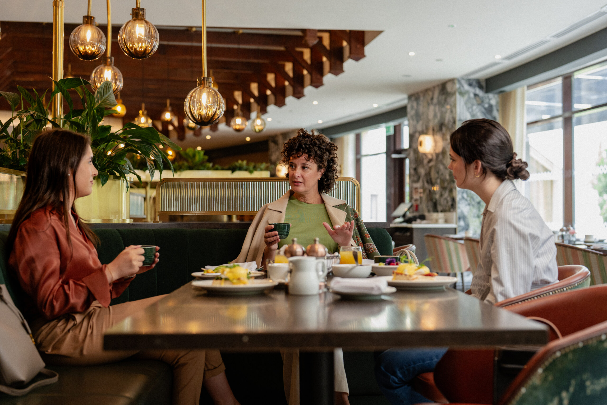 Group dining at Breakfast in Fota Restaurant