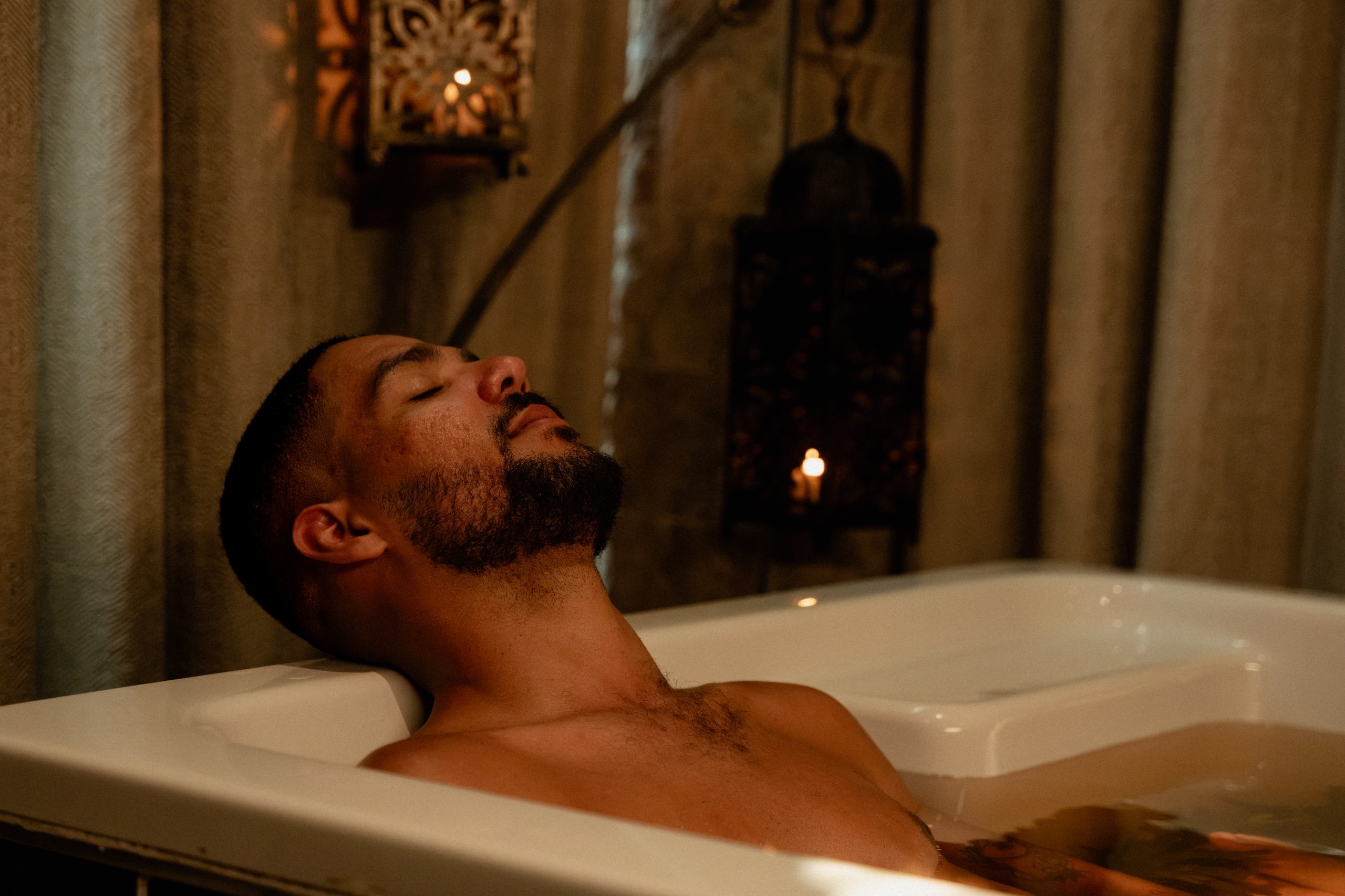 Man relaxing during a bath treatment at Fota Island Spa
